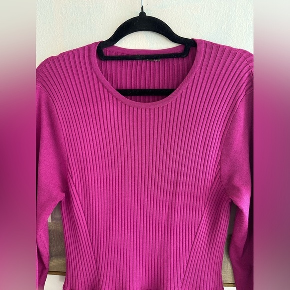 J MCLAUGHLIN Magenta Long Sleeve Ribbed Flare Stretch Knit Dress Size Medium - Picture 2 of 7